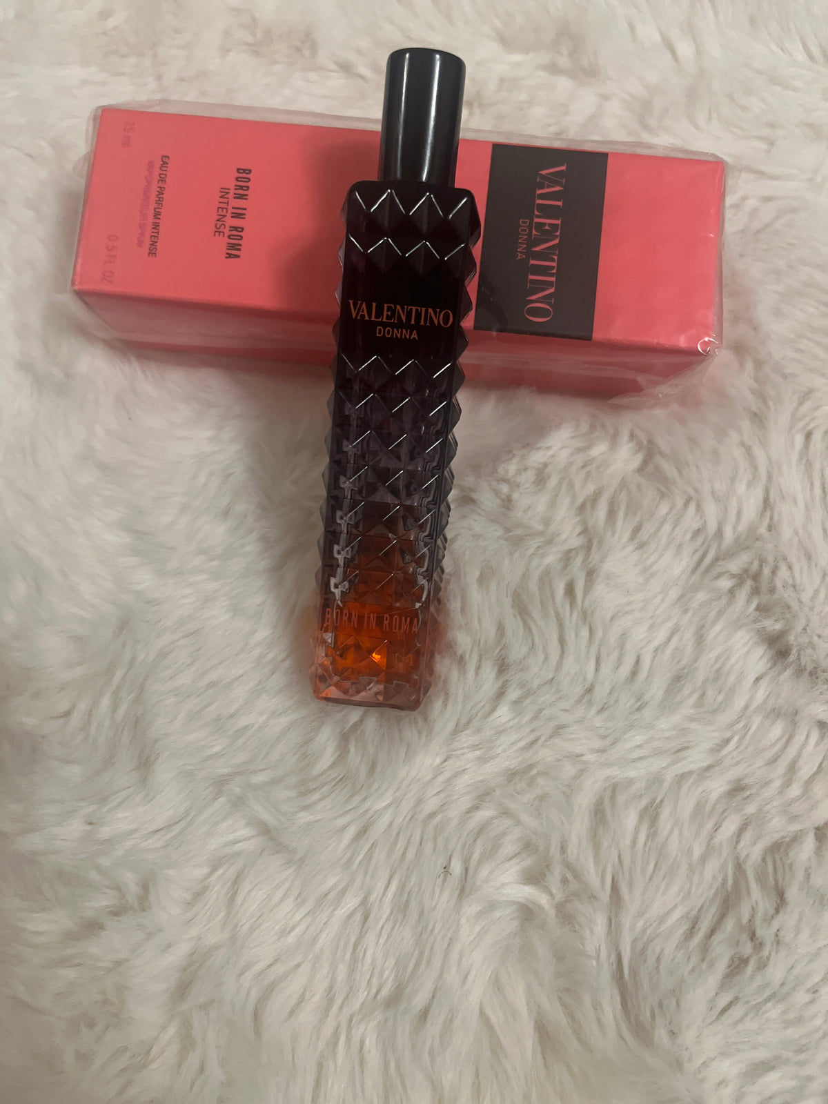 Valentino born in Roma intense eau de parfum